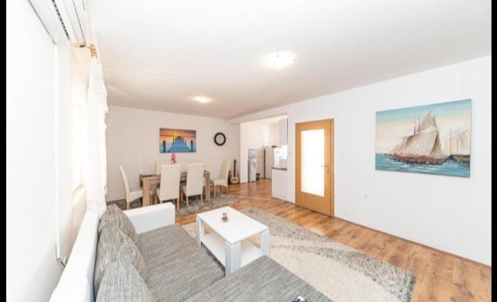 Apartman Marinovic Kaštela Extérieur photo